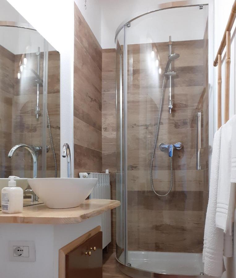 Vicolo Del Nido B&B Paderno Franciacorta エクステリア 写真