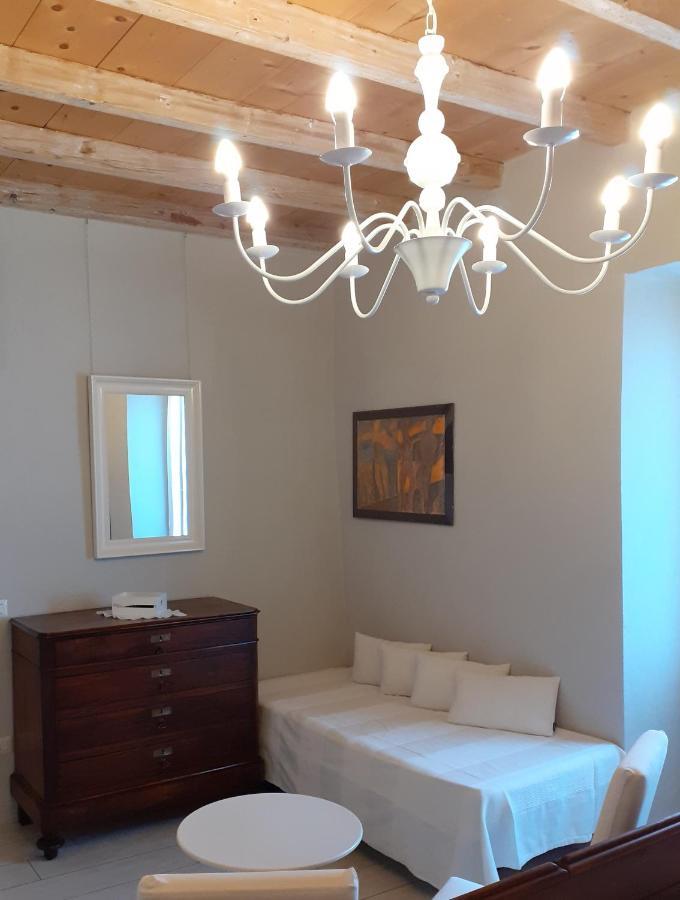 Vicolo Del Nido B&B Paderno Franciacorta エクステリア 写真