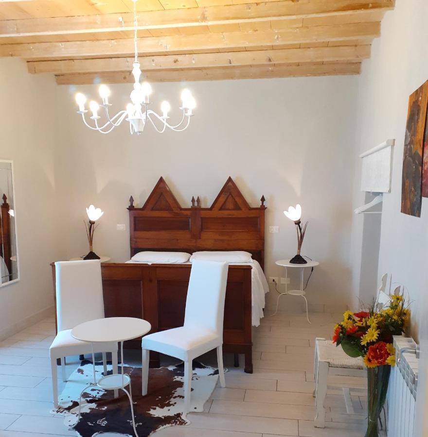 Vicolo Del Nido B&B Paderno Franciacorta エクステリア 写真